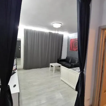 Baba Afito Mall Plaza Lägenhet